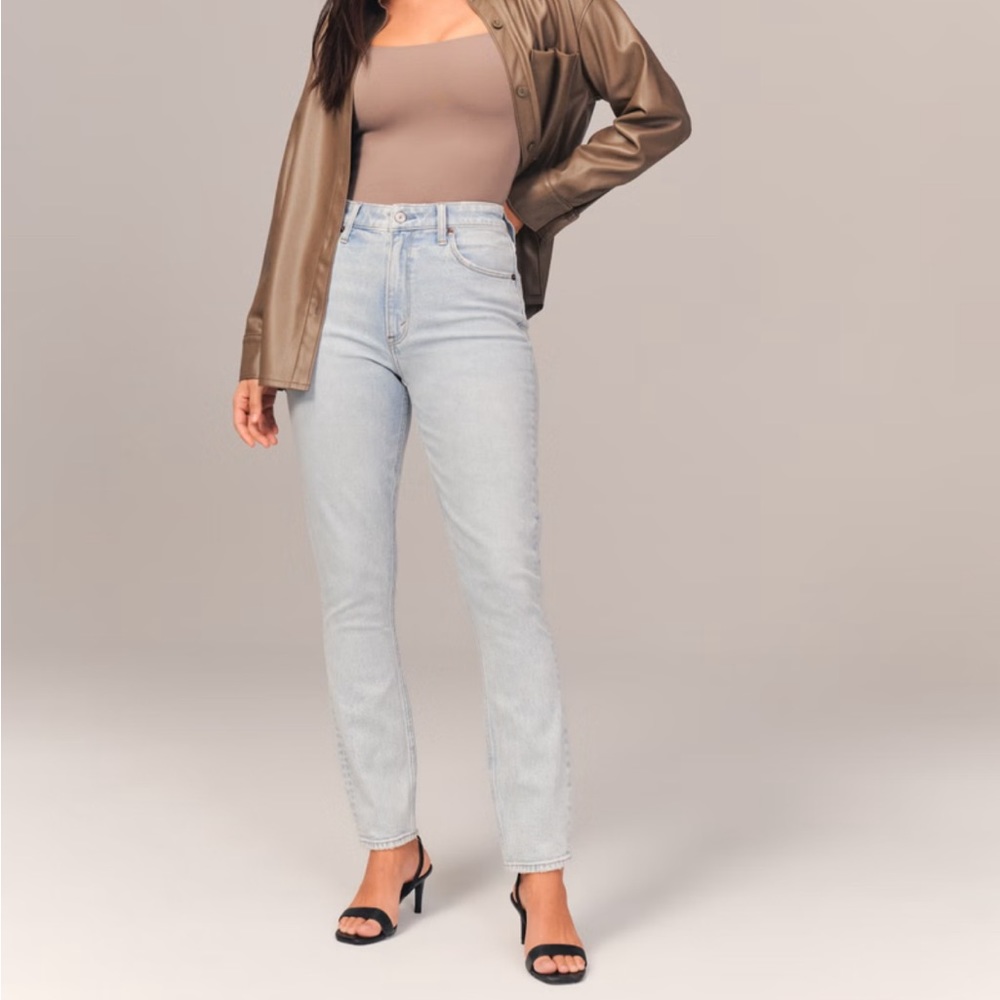 Abercrombie Curve Love High Rise Skinny Jean